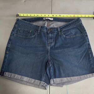 Levi's Women's Dark Blue Cuffed Denim Shorts 16